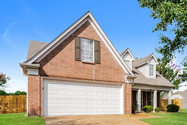 Photo - 1168 Red Fern Cir W