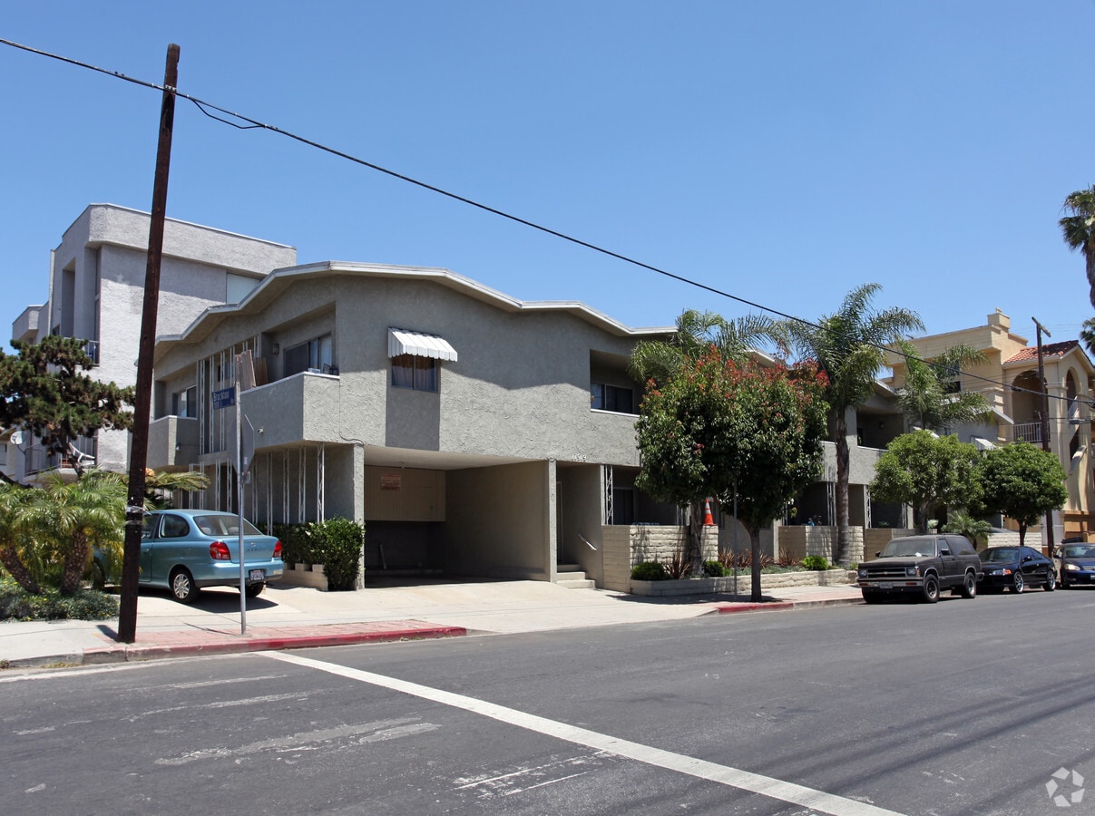 Photo - 11919 Idaho Ave