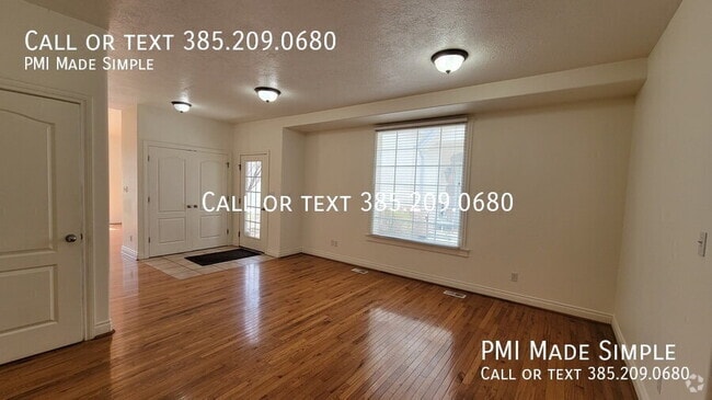 Building Photo - 3042 E Somerset Dr Rental