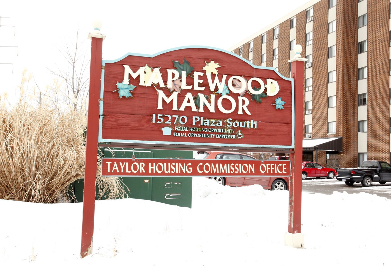 Photo - Maplewood Manor