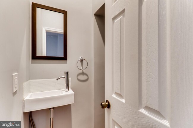 Photo - 1626 E Biddle St