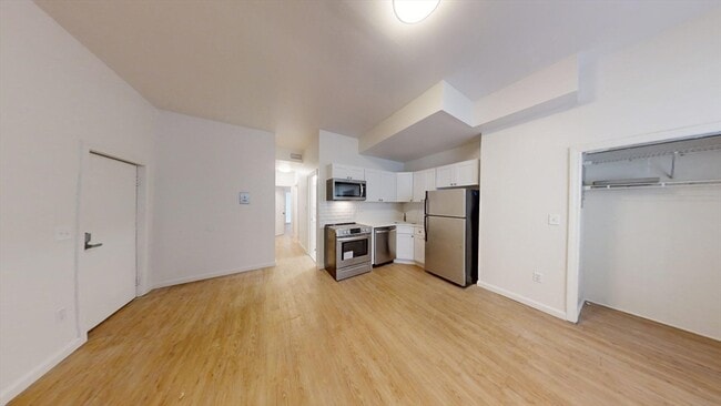 Photo - 287 Dorchester St Unit 1