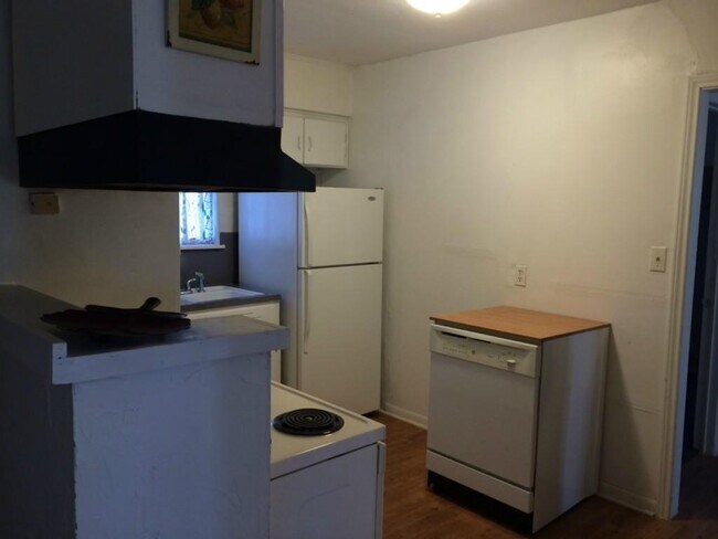 Photo - 5512 Evans Ave