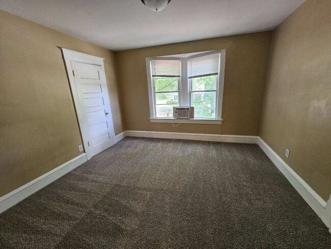 Photo - 2 bed 1 bath two story duplex