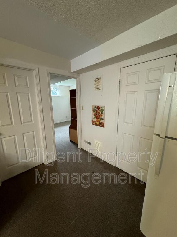 Photo - 1241 Huntington Cir