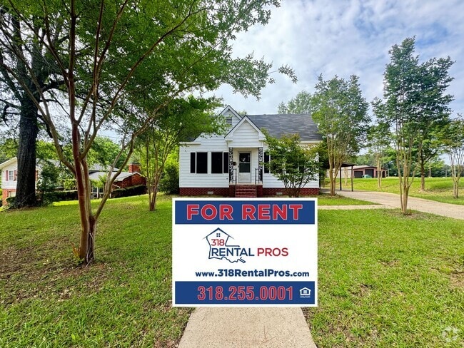 Building Photo - Spacious Home close to LA Tech