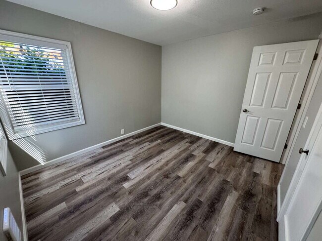 Photo - Beautifully Renovated 2 Bedroom House With...