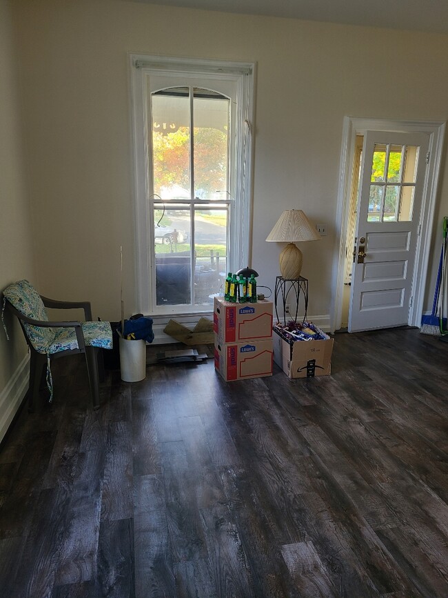 Photo - 116 S 6th St Unit B