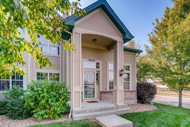 COMING IN MAY!!! Huge 2BR, 2BTH Townhous... - COMING IN MAY!!!   Huge 2BR, 2BTH Townhous... House