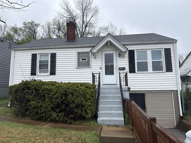 Building Photo - 7441 Calvin Ave