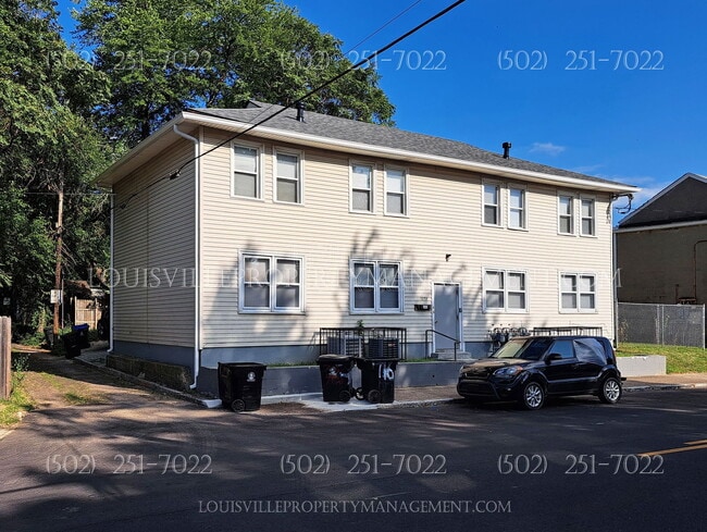 Building Photo - 1273 S Clay St Unit 4
