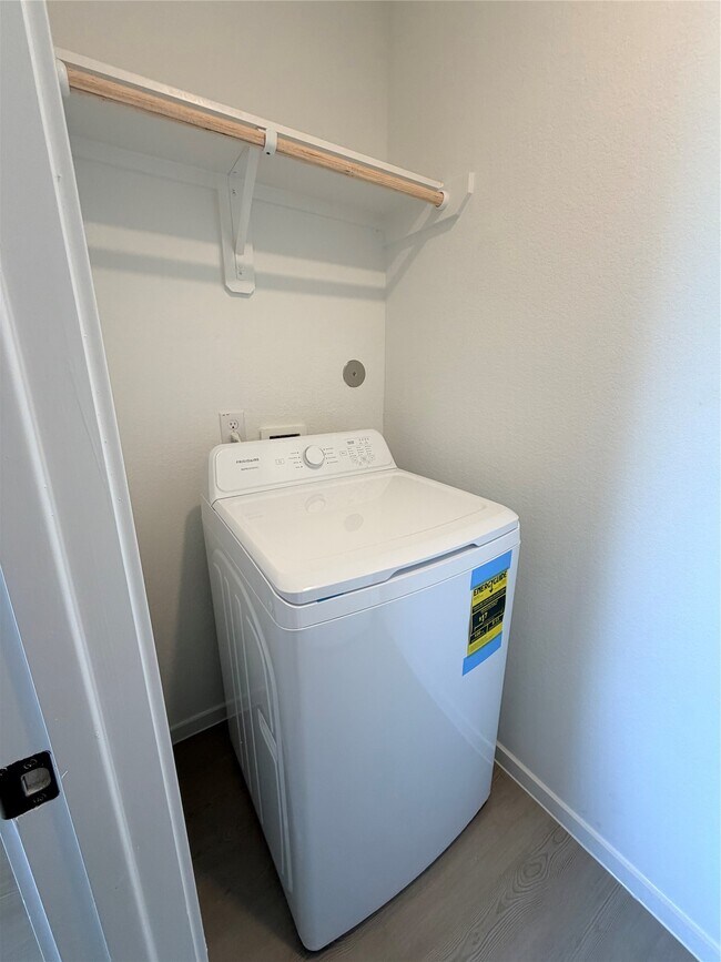 Photo - 18760 LOOM Dr