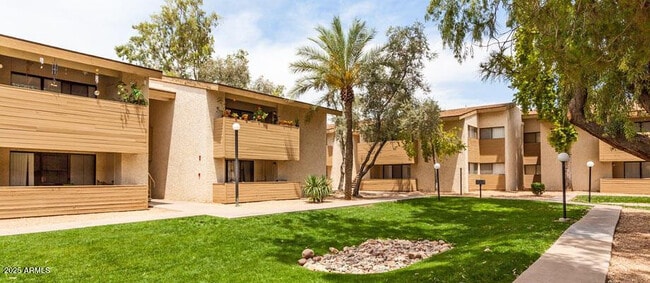 Photo - 6480 N 82nd St Unidad 2213