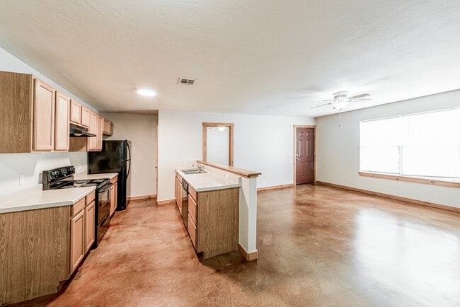 Photo - 5605 Stagecoach Dr