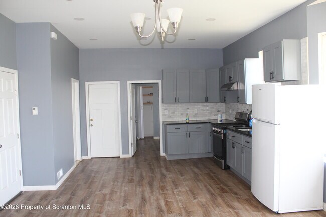 Photo - 1122 Luzerne St