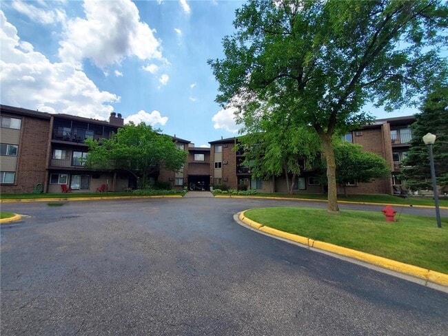 Photo - 3420 Golfview Dr Unit 307