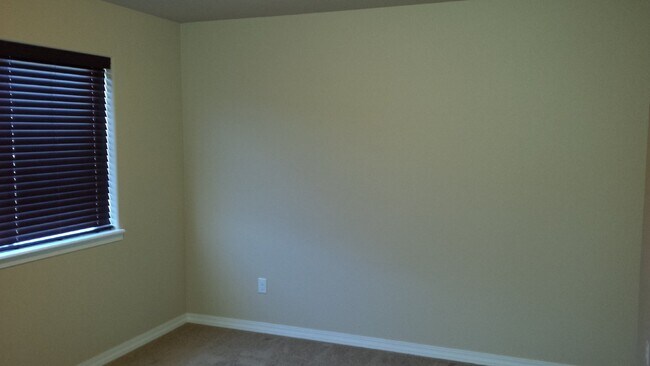 Building Photo - Close to Peterson SFB and Shriever SFB Rental