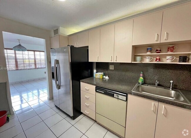 Building Photo - 6575 W 4th Ave Unit 311 Rental