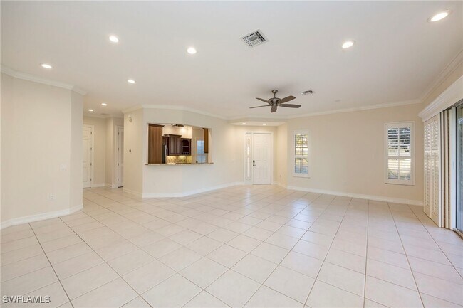 5025 Maxwell Cir Unit 2