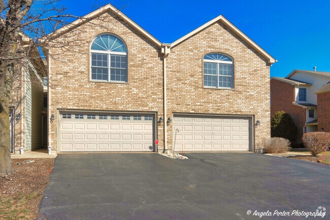 Building Photo - 5850 Fieldstone Trail Rental