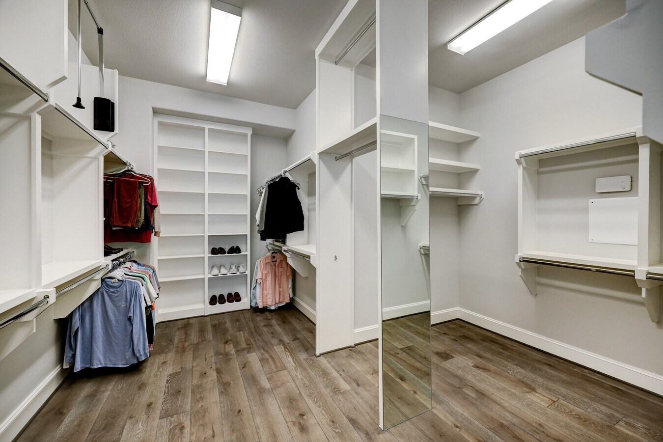 Photo - 6103 Alexandra Grove Pl