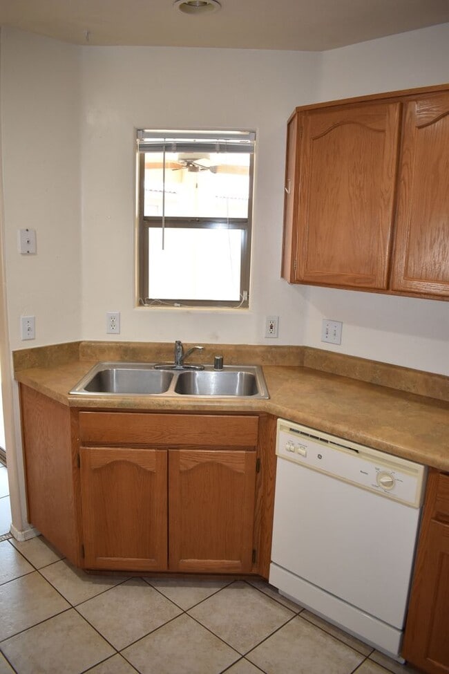 Photo - 2112 Calle Sabo