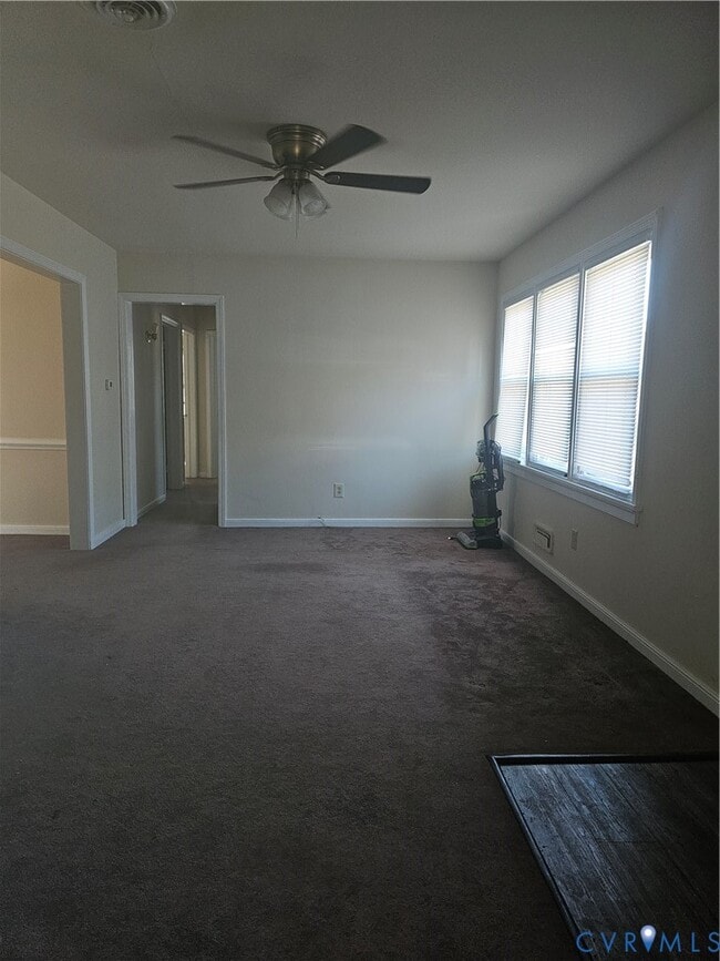 Photo - 1207 Blue Jay Ln