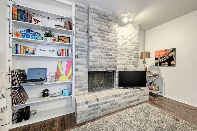 Photo - 3102 Cedar St Unit 3102 Cedar B