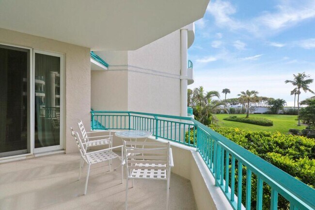 Photo - 2000 Jimmy Buffett Mem Hwy Unidad N104