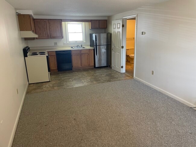 Photo - 844 State St Unit 43