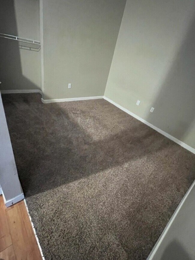 Lincoln Pointe Lofts