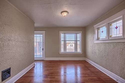 Photo - 5018 Lindenwood Ave Unidad 5018 2F