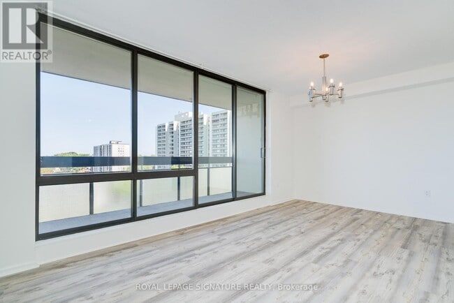 Photo - 260 Seneca Hill Dr Unité 1003