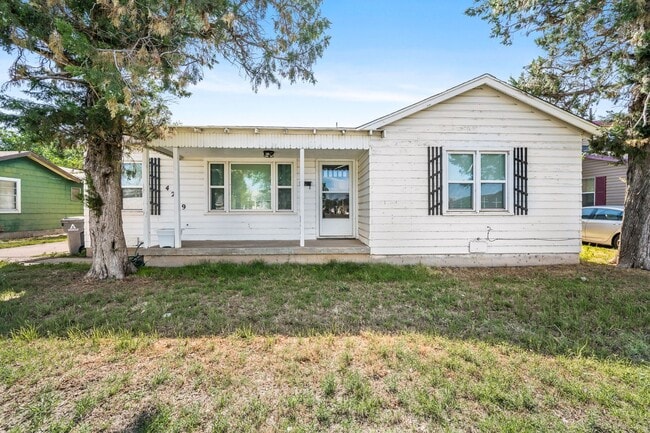 Photo - Two bedroom house for lease