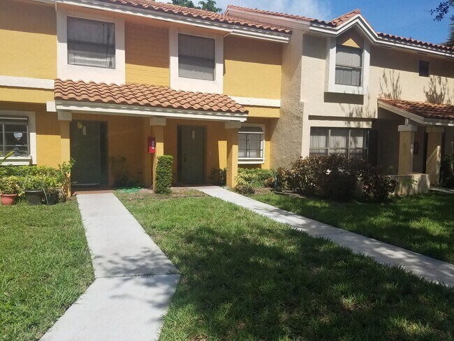 Photo - 3609 Coral Tree Cir