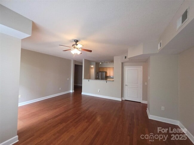 Photo - 1315 East Blvd Unit 404