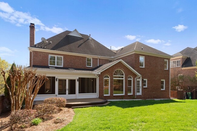 2134 Glade Hill Rd
