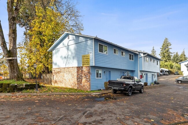 Photo - Powell Butte Townhomes