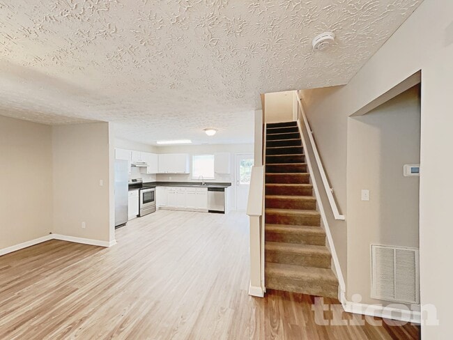 Photo - 5808 Brambleton Ave