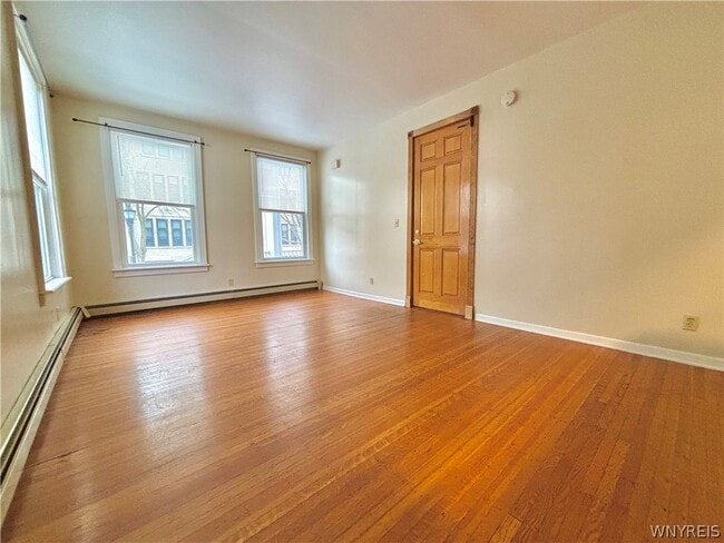 Photo - 669 Potomac Ave