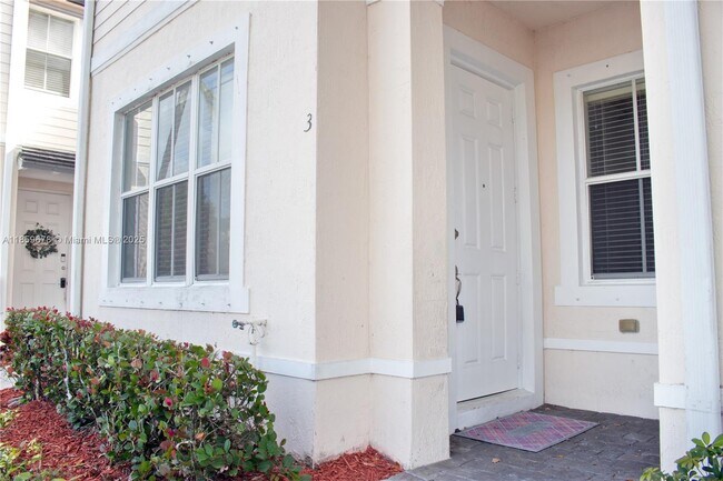 Photo - 153 SE 28th Ave