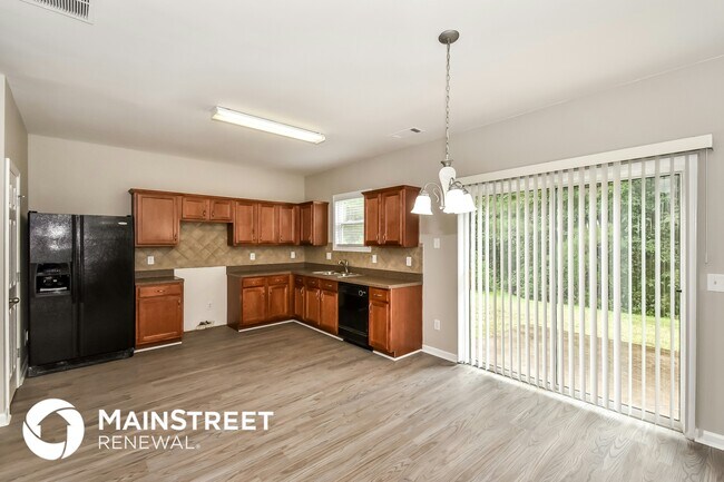 Photo - 5664 Wakehurst Dr