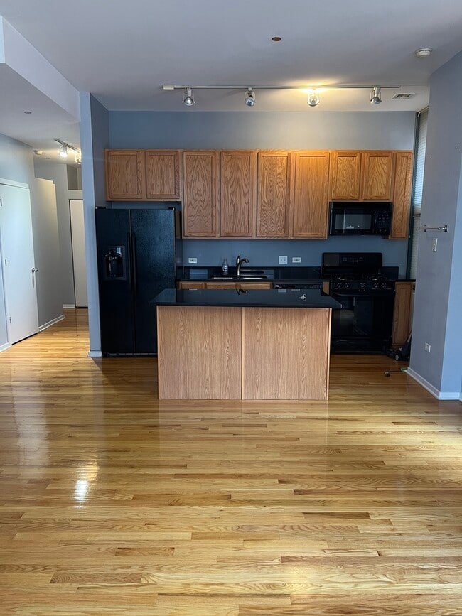 Photo - 208 W Washington St Unit 1404