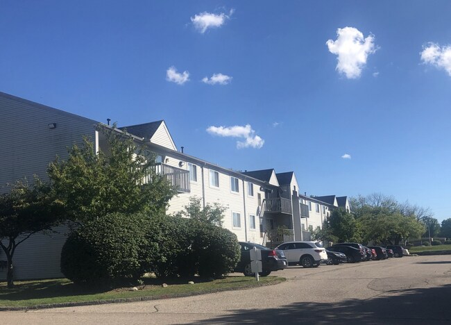 Greyberry Apartments Exterior