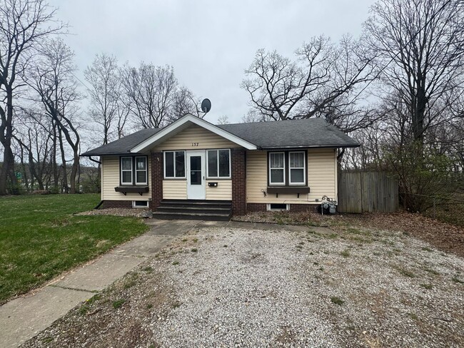 2 bedroom/2 bath home for $1,100 - 2 bedroom/2 bath home for $1,100