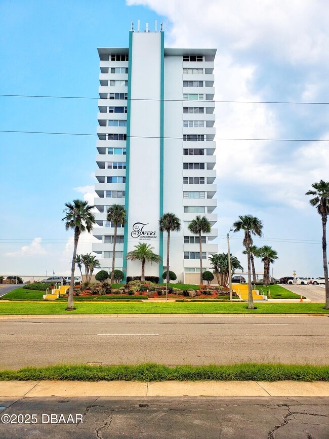 Building Photo - 2800 N Atlantic Ave Unit 405 Rental