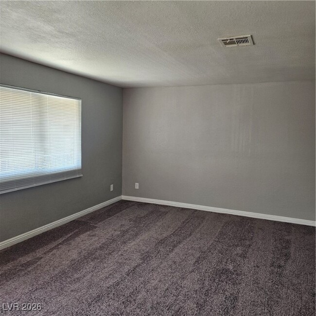 Photo - 4720 Cessna Ave