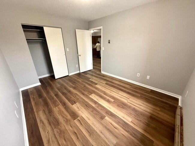 Photo - 1155 KY-3057 Unit B6