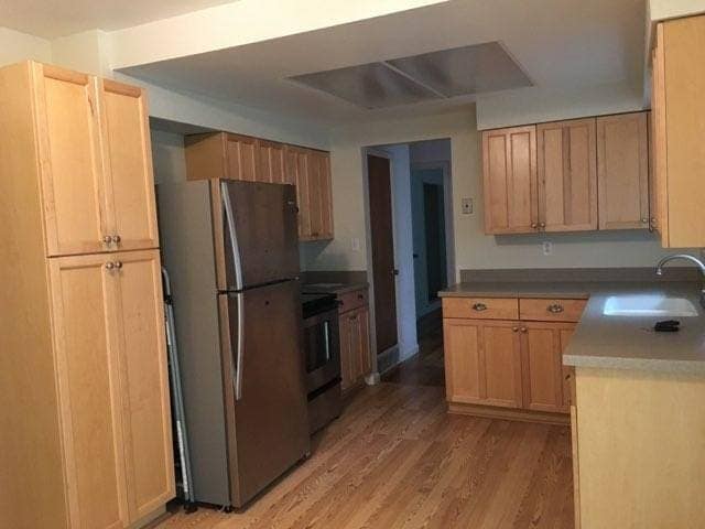 Photo - 1006 De La Vista Pl