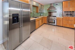 Photo - 1037 N Vista St